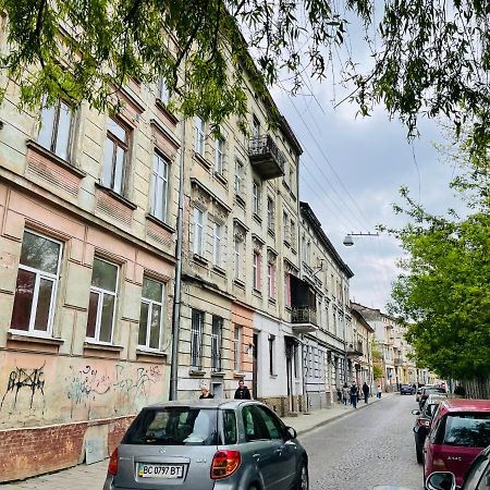 Сучасні Апартаменти В Центрі,Паркінг Lviv Exterior foto